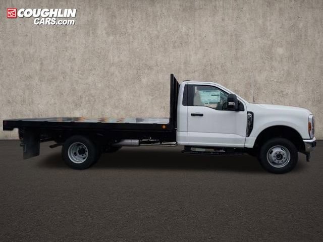New 2025 Ford F350 XL w/ XL Chrome Package image 9