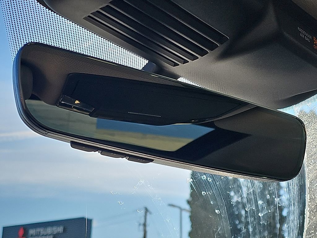 New 2026 Mitsubishi Outlander SEL image 18