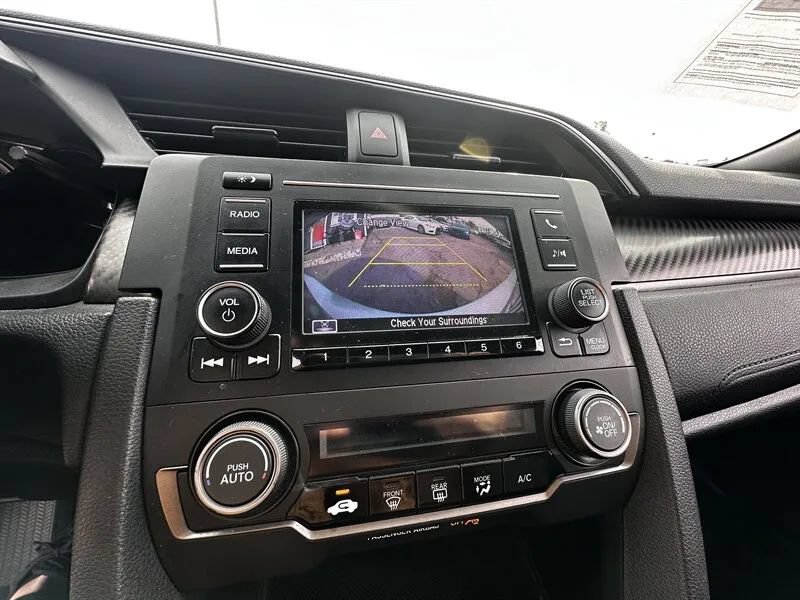 Used 2018 Honda Civic Sport image 21