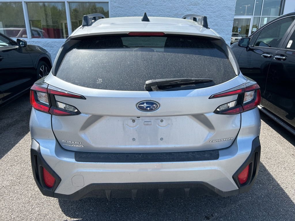 Used 2024 Subaru Crosstrek 2.0i Premium AWD/4WD image 6