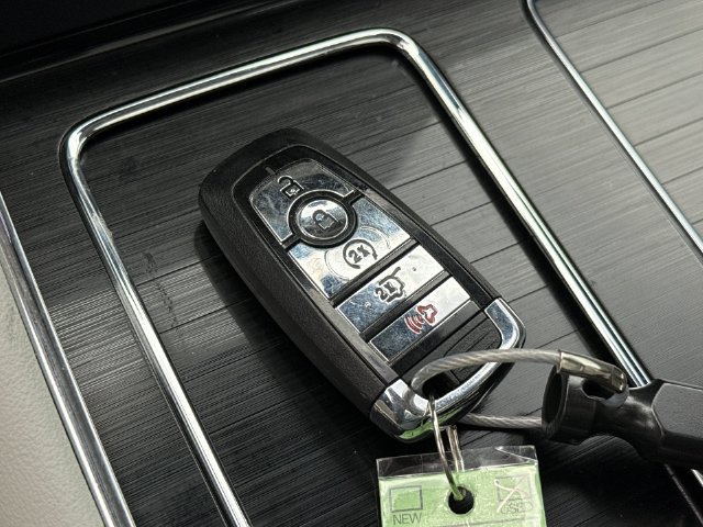Used 2025 Lincoln Aviator Reserve w/ Equipment Group 201A AWD/4WD image 30