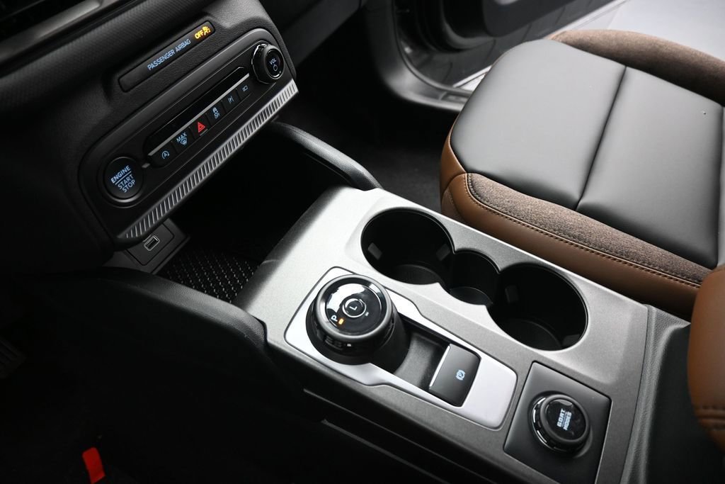 New 2026 Ford Bronco Sport Outer Banks w/ Outer Banks Tech Package+ AWD/4WD image 16