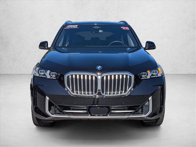Used 2025 BMW X5 xDrive50e w/ Parking Assistance Package image 2
