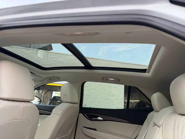 Used 2023 Buick Envision Avenir AWD/4WD image 20