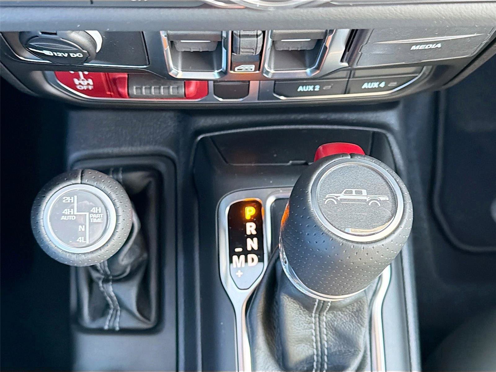 New 2026 Jeep Gladiator Mojave AWD/4WD image 17