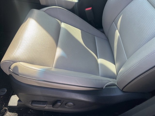 Used 2021 Kia Sportage EX w/ EX Technology Package image 9