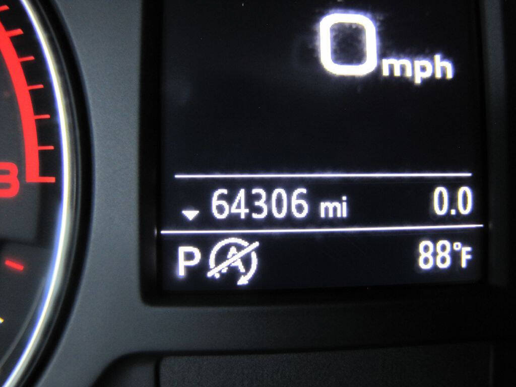 Used 2018 Audi A3 2.0T Premium FWD image 34
