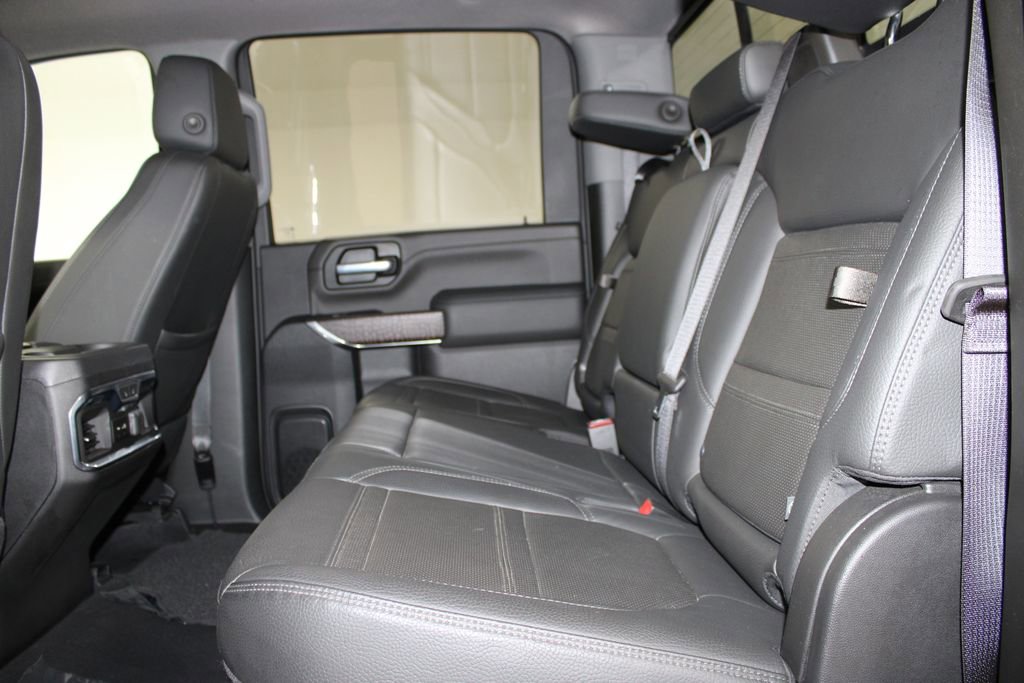 Used 2023 GMC Sierra 3500 Denali w/ Denali Ultimate Package image 30