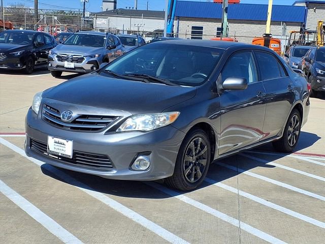 Used 2013 Toyota Corolla LE image 3