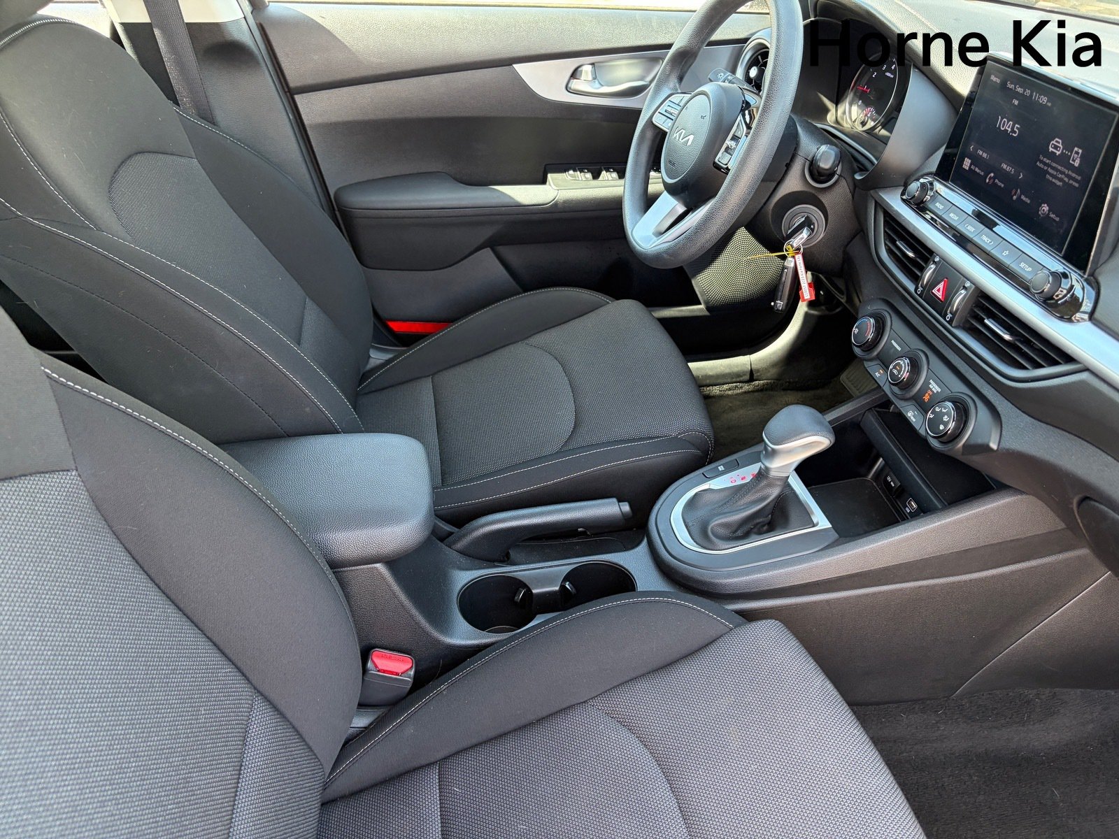 Used 2023 Kia Forte LXS FWD image 11
