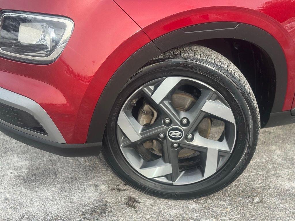 Certified 2023 Hyundai Venue SEL image 8