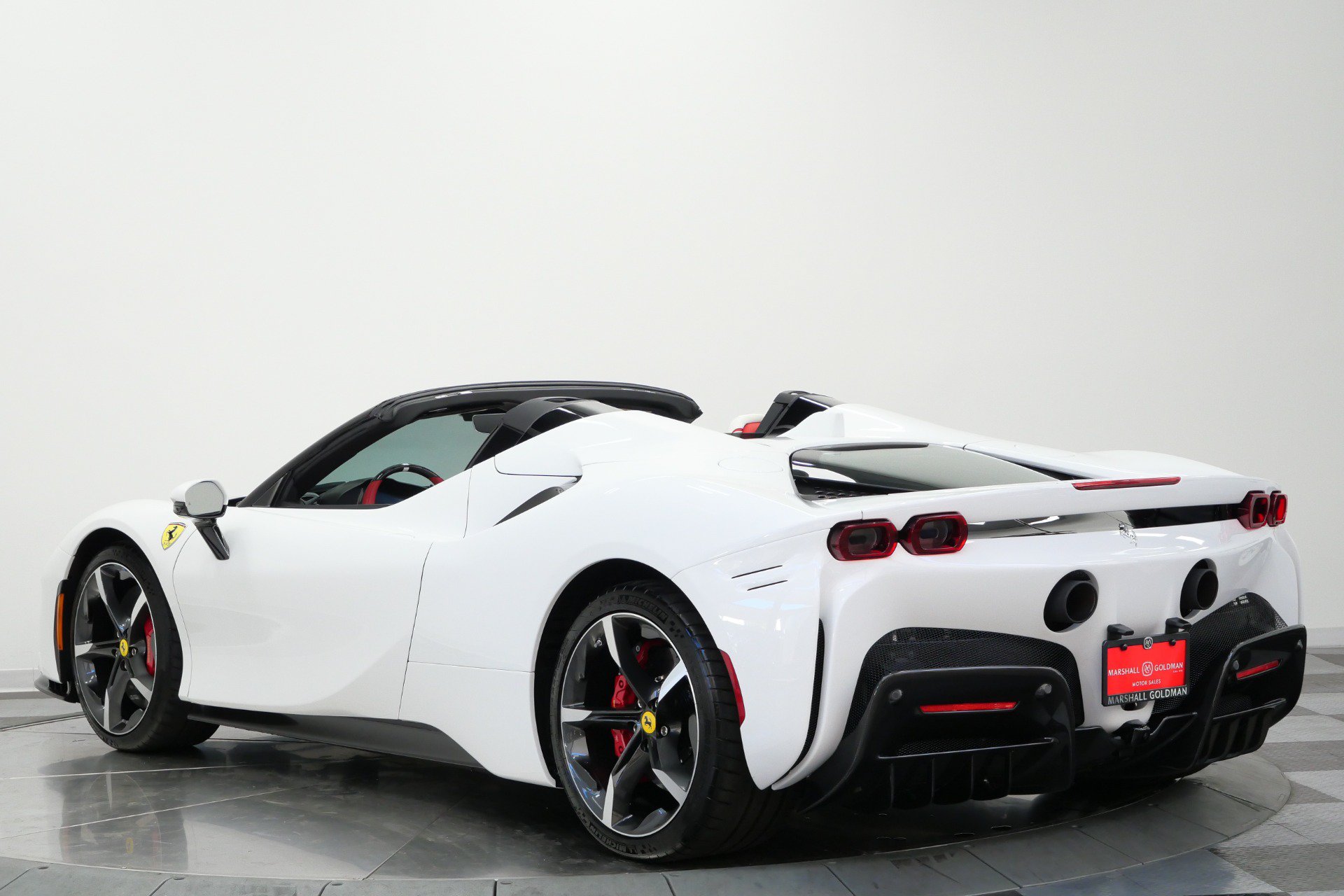 Used 2025 Ferrari SF90 Spider AWD/4WD image 7