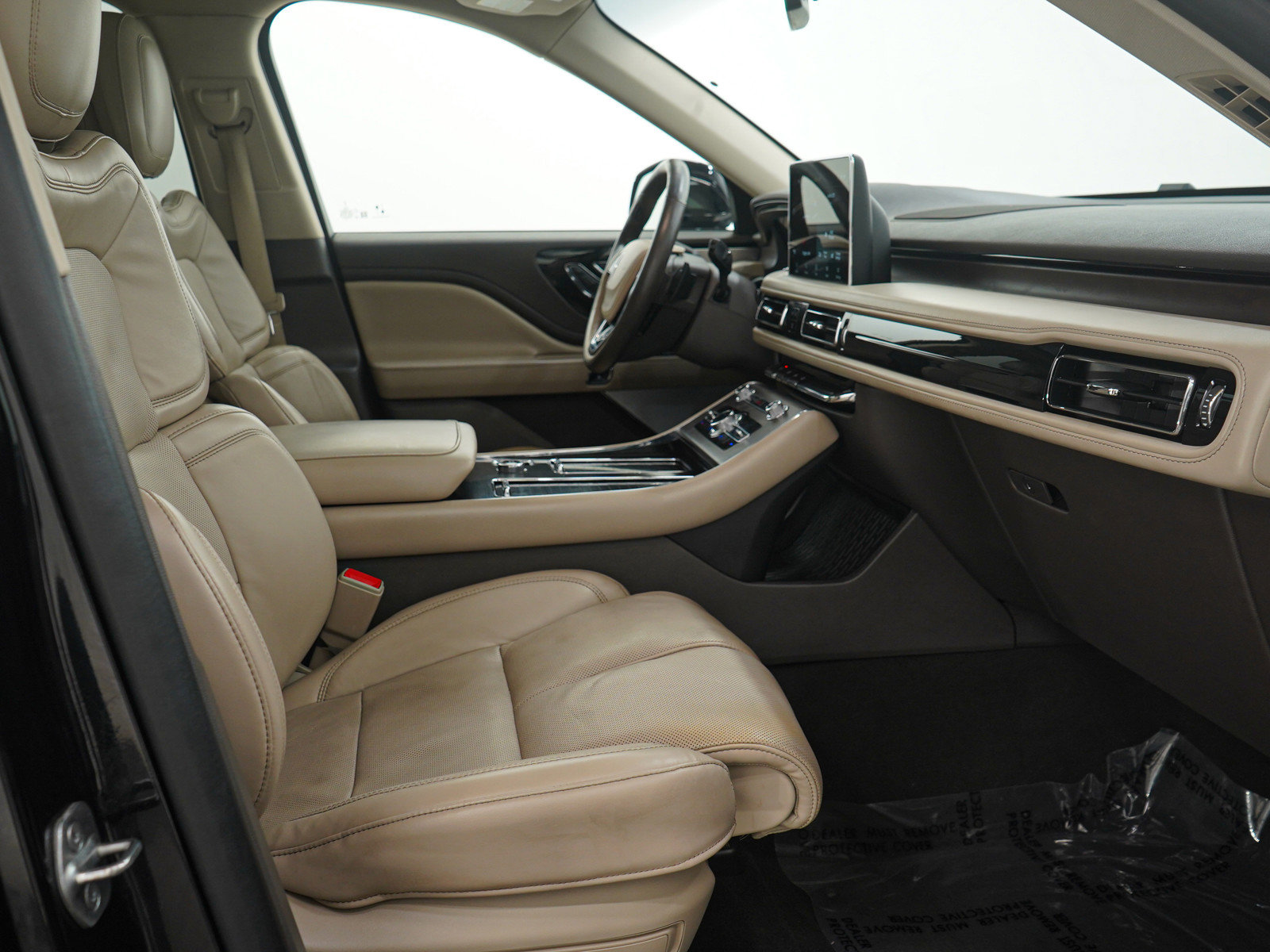 Used 2020 Lincoln Aviator Grand Touring w/ Equipment Group 301A image 15