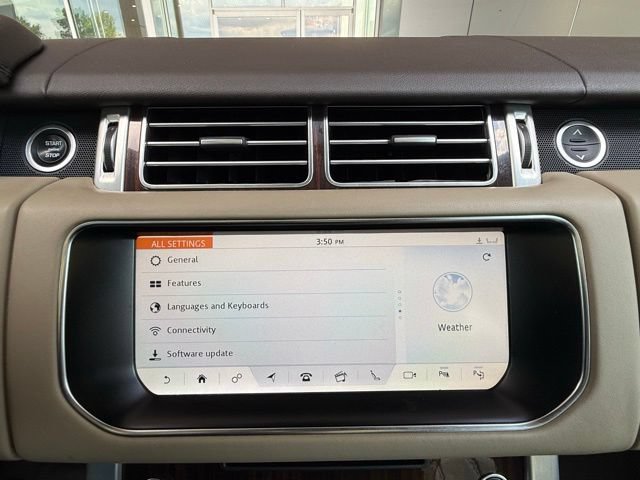 Used 2017 Land Rover Range Rover HSE AWD/4WD image 25