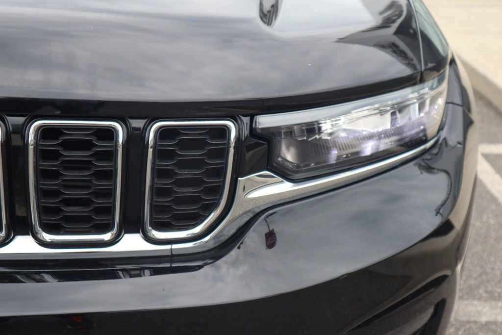 Used 2022 Jeep Grand Cherokee L Limited AWD/4WD image 13