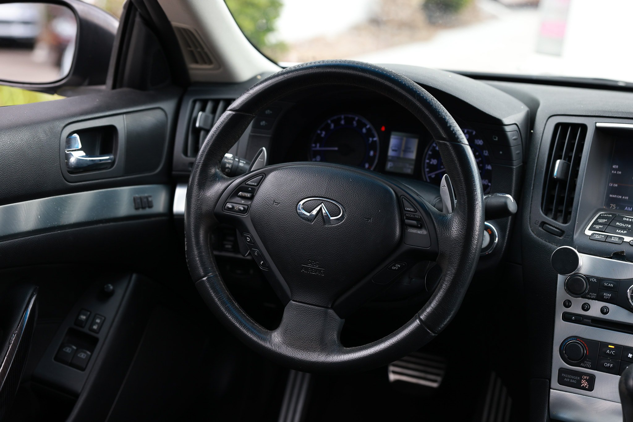 Used 2015 INFINITI Q60 Journey w/ Premium Package RWD image 31
