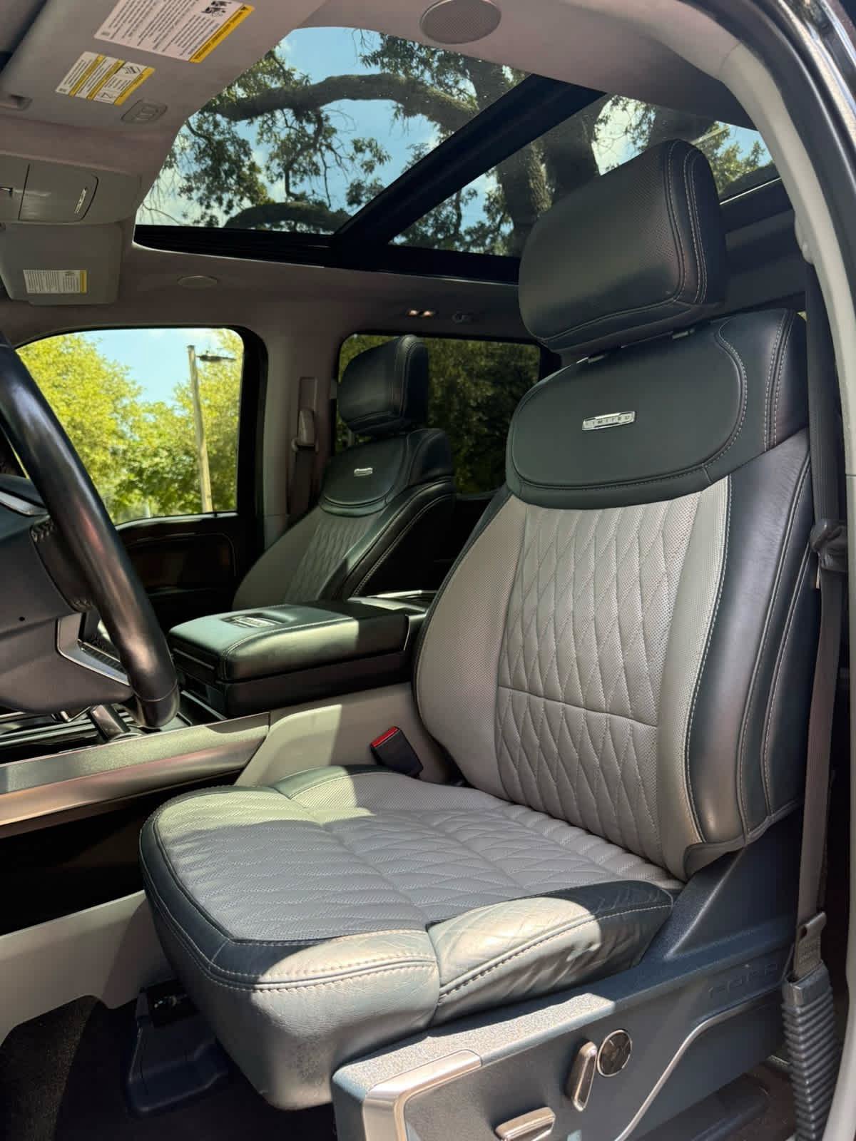 Used 2022 Ford F150 Limited AWD/4WD image 10