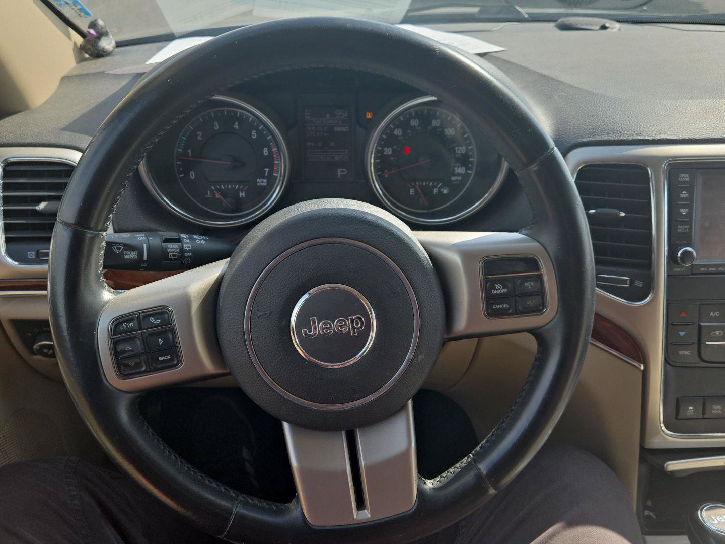 Used 2013 Jeep Grand Cherokee Limited AWD/4WD image 17