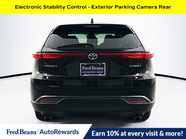 Used 2021 Toyota Venza LE image 6