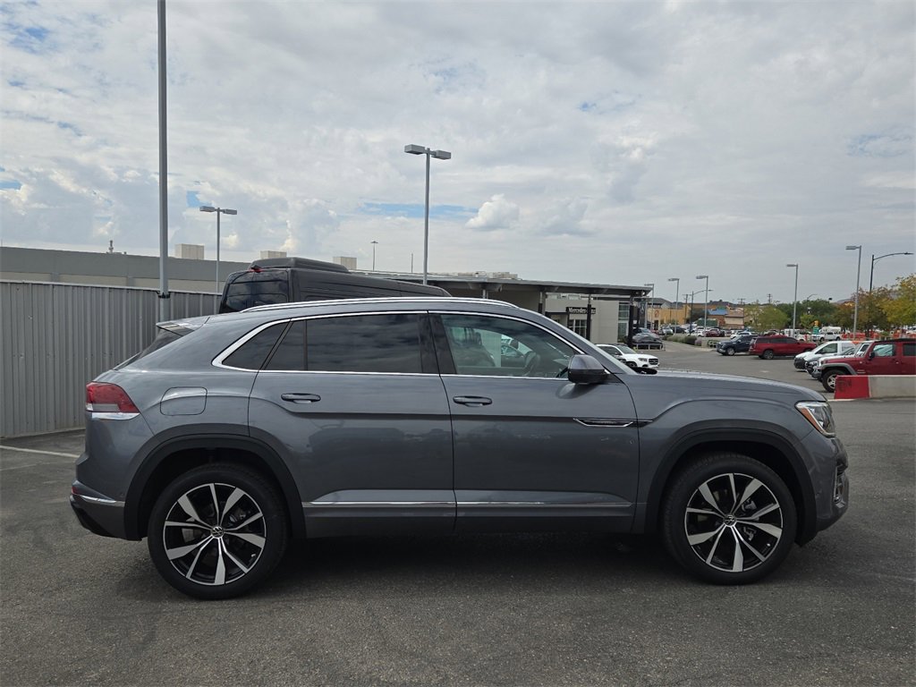 New 2025 Volkswagen Atlas Cross Sport SEL Premium R-Line image 12