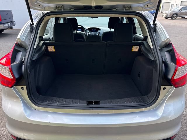 Used 2012 Ford Focus SE FWD image 5