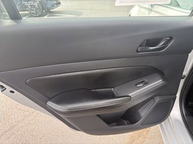Used 2025 Nissan Altima 2.5 SV FWD image 27