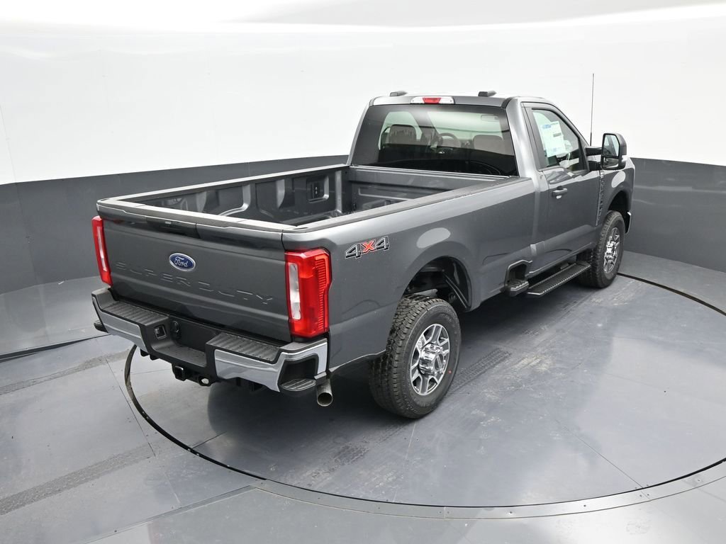 New 2025 Ford F350 XLT image 40