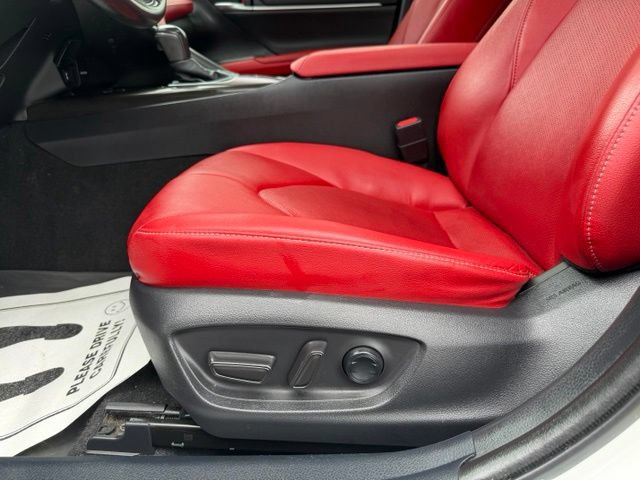 Used 2022 Toyota Camry XSE w/ Cold Weather Package FWD image 29