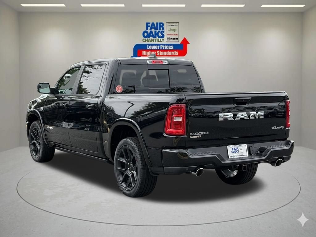 New 2026 RAM 1500 Laramie AWD/4WD image 9