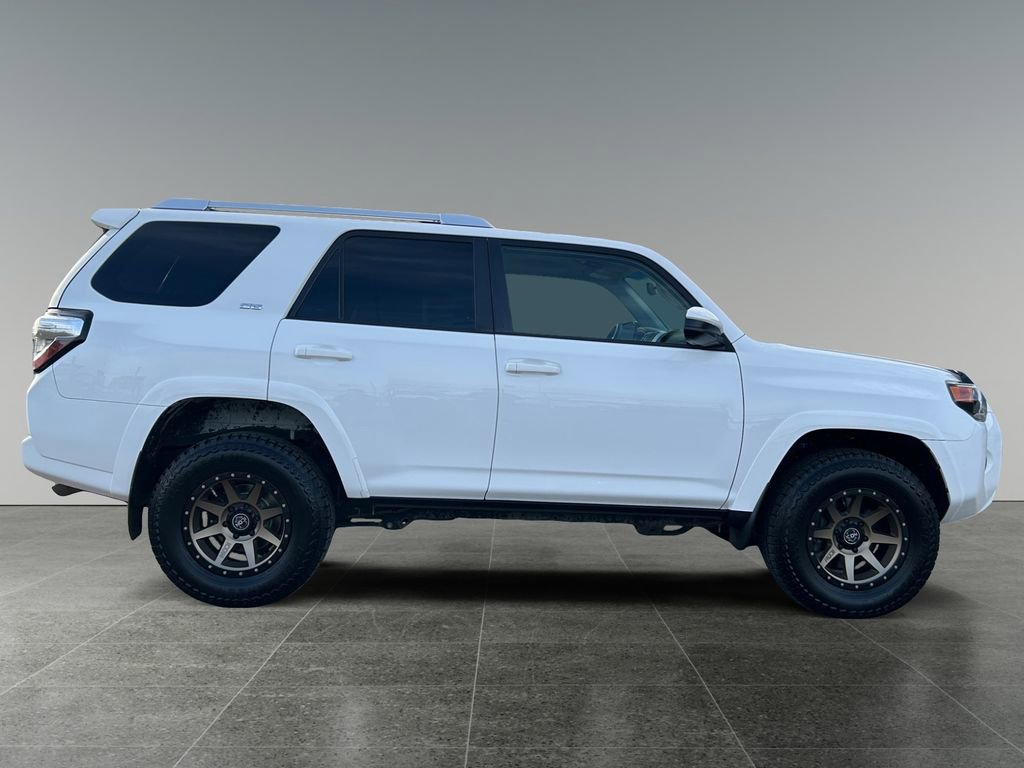 Used 2016 Toyota 4Runner SR5 image 8