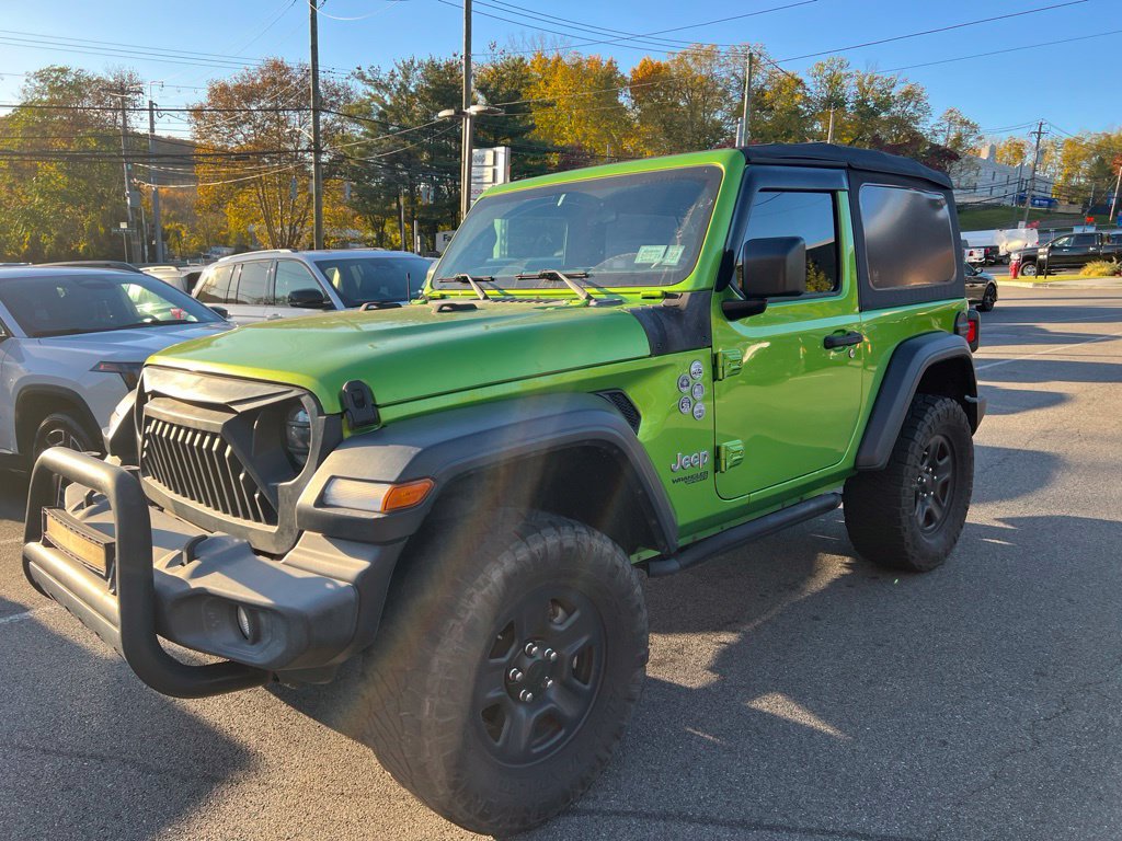 Used 2019 Jeep Wrangler Sport AWD/4WD image 3