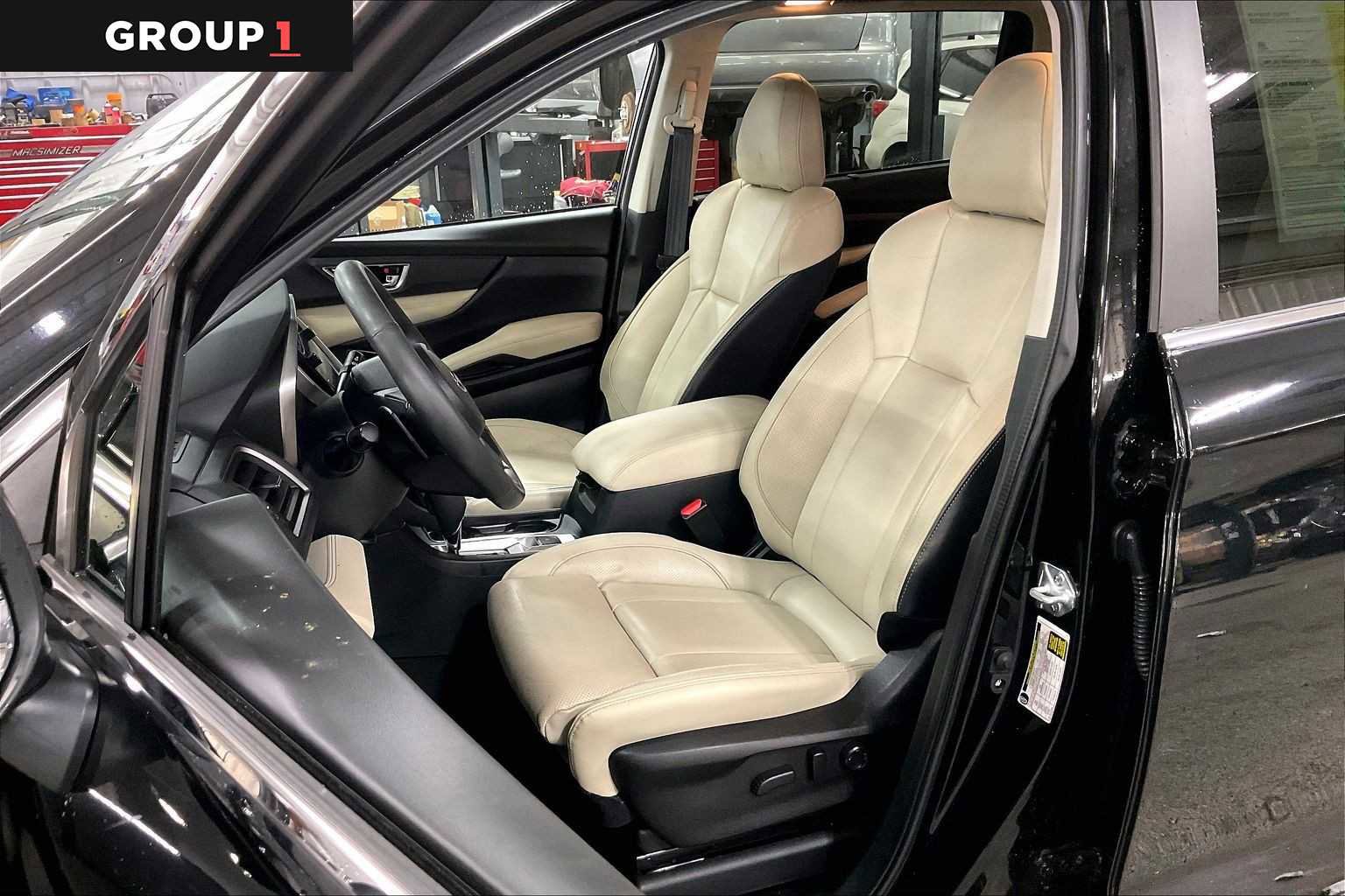 Used 2023 Subaru Ascent Limited w/ Technology Package AWD/4WD image 8