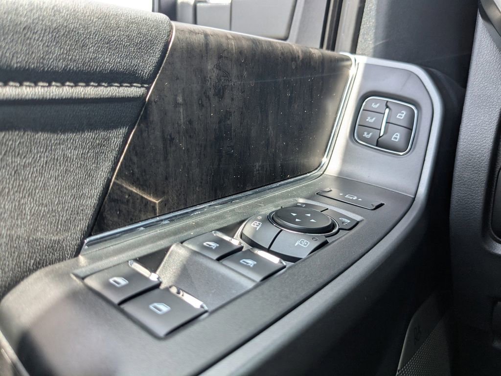 New 2026 Ford F250 Lariat image 47
