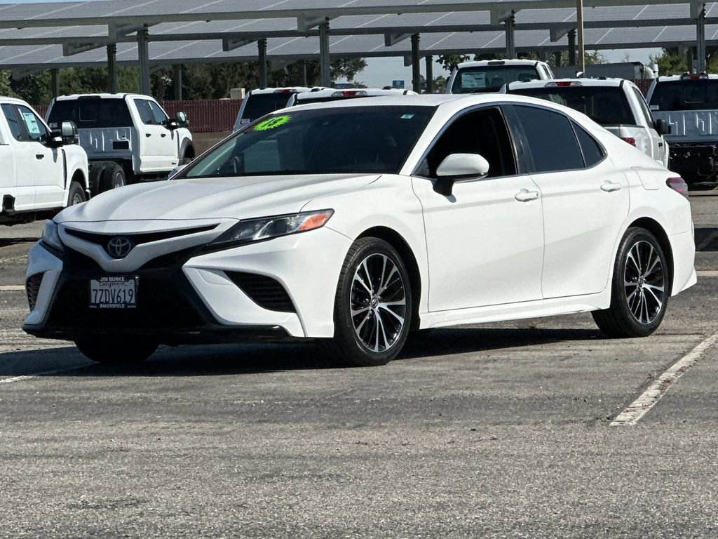 Used 2018 Toyota Camry SE FWD image 7
