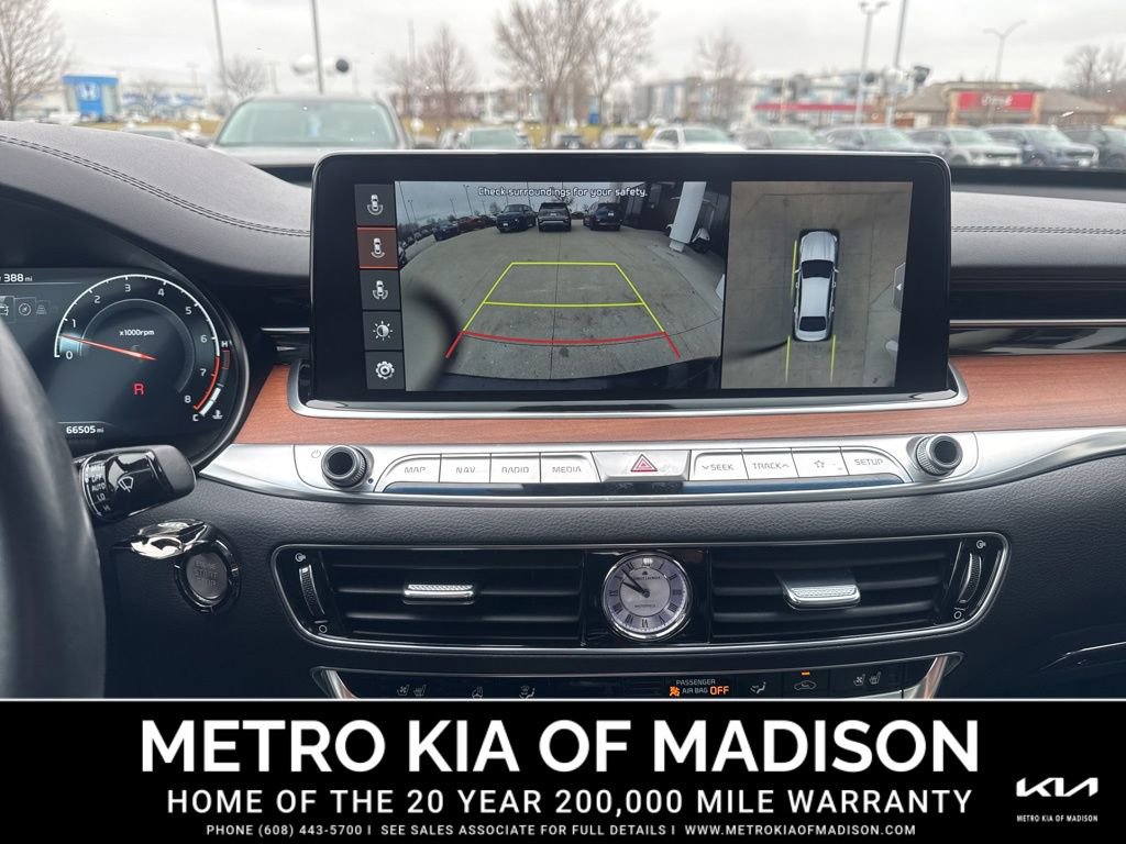 Used 2020 Kia K900 Luxury w/ VIP Package image 23