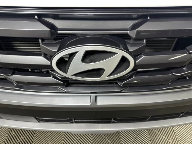 Certified 2025 Hyundai Tucson SE image 37