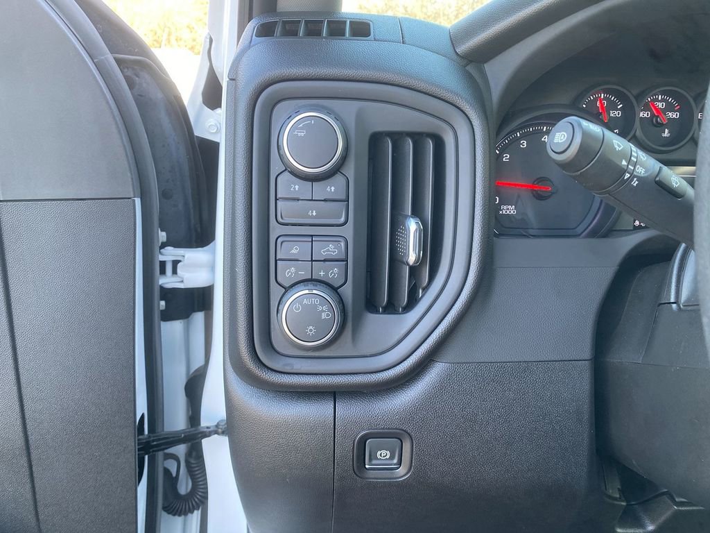 Used 2025 Chevrolet Silverado 2500 W/T w/ WT/CX Safety Package image 12