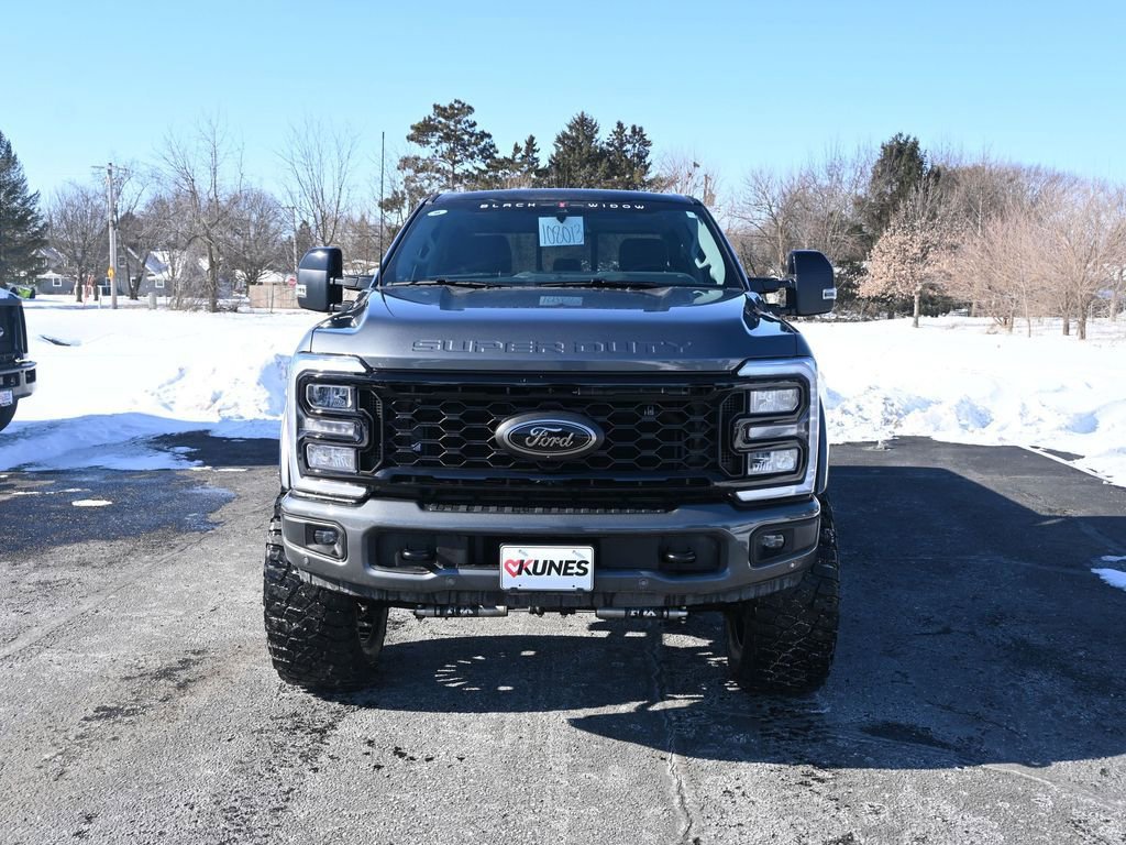 New 2026 Ford F250 Lariat w/ Black Appearance Package image 5