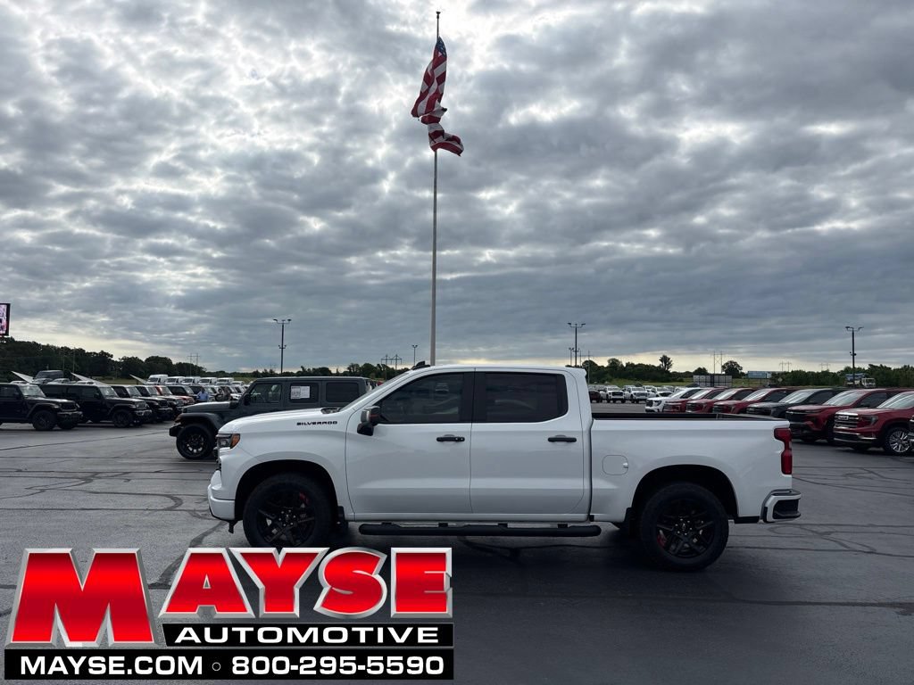 Used 2024 Chevrolet Silverado 1500 RST w/ Redline Edition AWD/4WD image 1