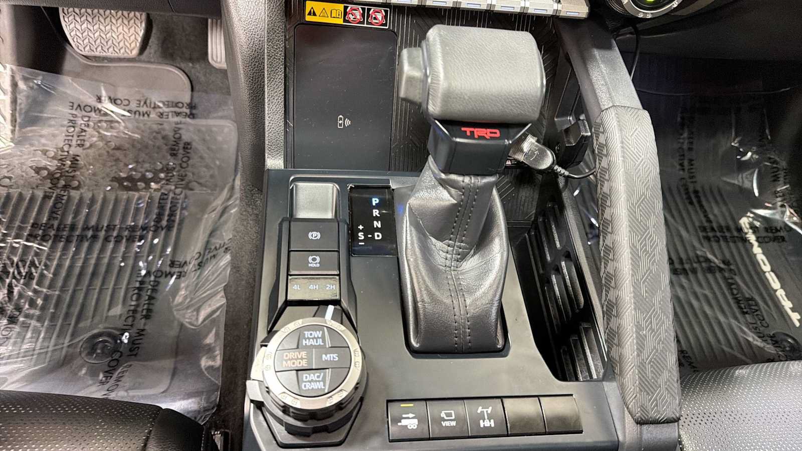 Used 2024 Toyota Tacoma TRD Off-Road w/ TRD Off Road Premium Package AWD/4WD image 22