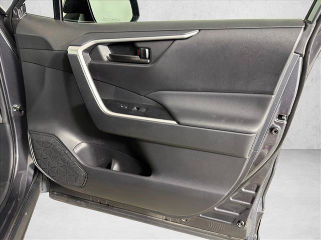 Used 2024 Toyota RAV4 LE AWD/4WD image 14