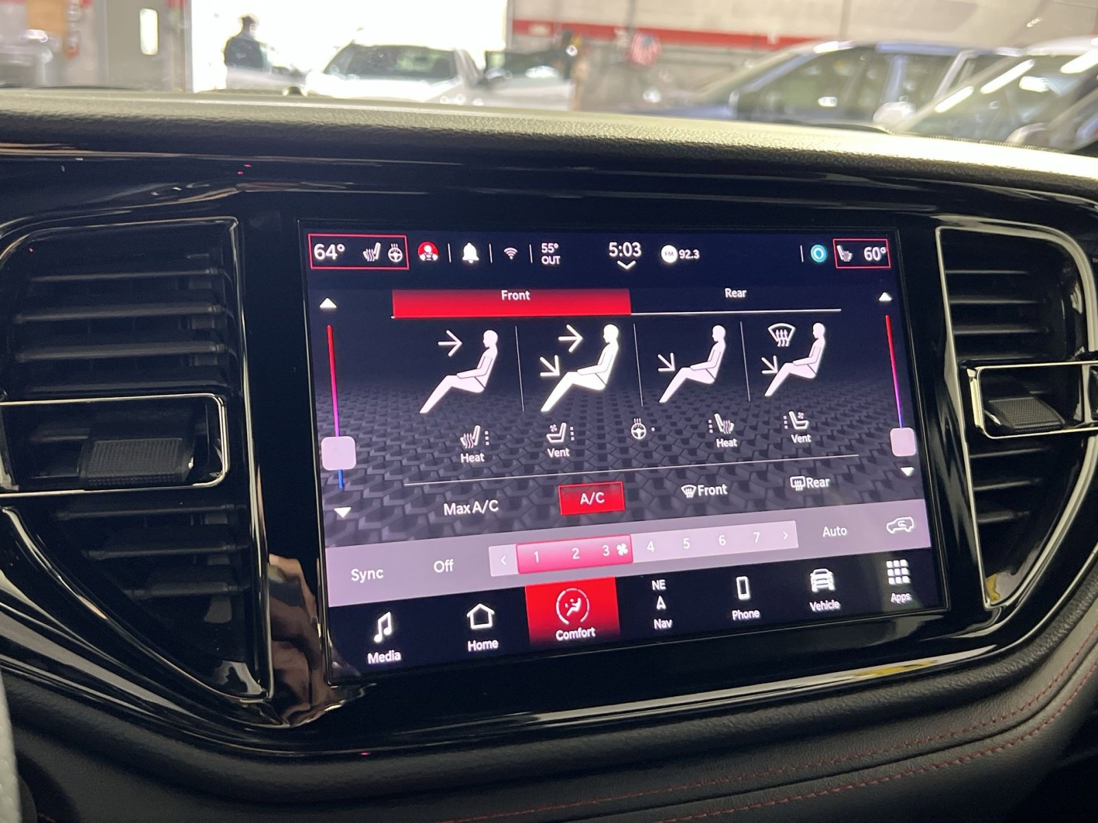 Used 2025 Dodge Durango GT image 21