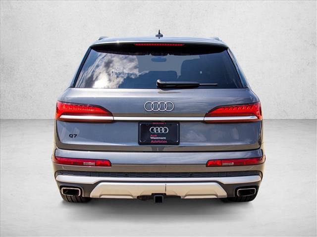 Certified 2025 Audi Q7 2.0T Premium Plus w/ Convenience Package AWD/4WD image 6