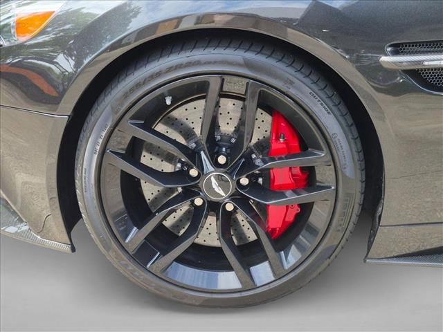 Used 2015 Aston Martin Vanquish Coupe RWD image 22