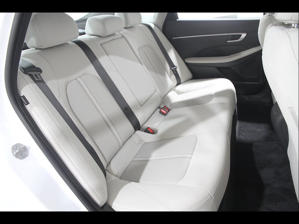 Certified 2026 Hyundai Sonata SEL FWD image 17