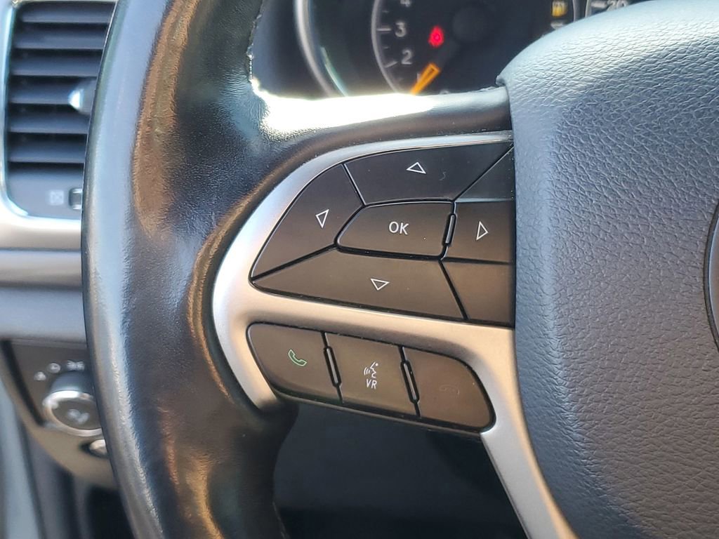 Used 2020 Jeep Grand Cherokee Altitude image 13