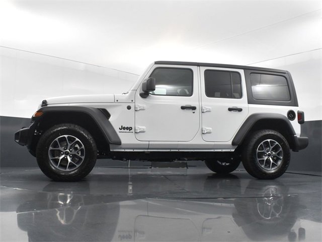 Used 2024 Jeep Wrangler Sport S image 45