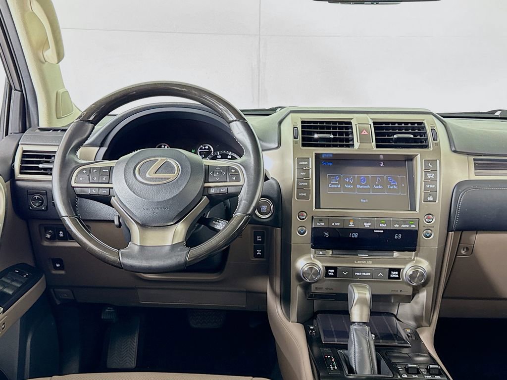 Used 2020 Lexus GX 460 Premium image 14