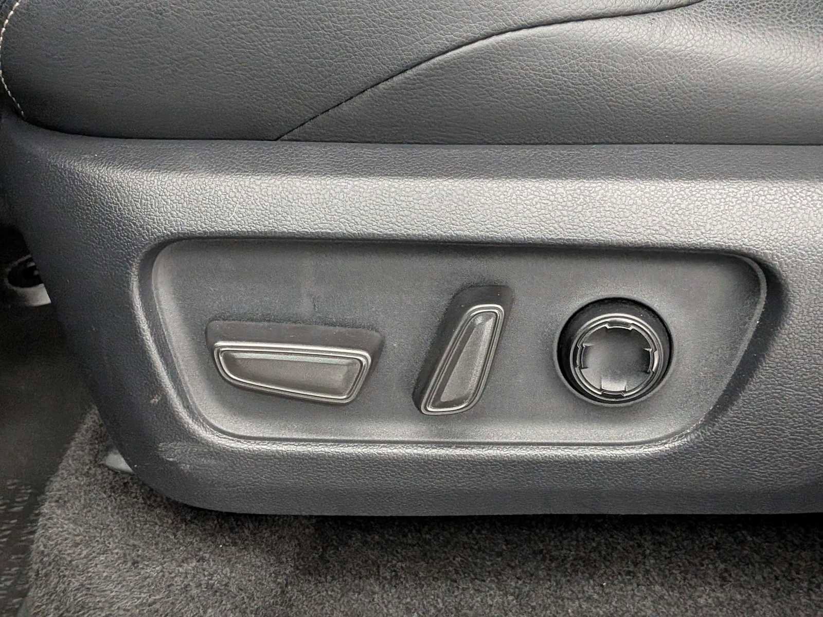 Used 2025 Toyota 4Runner TRD Off-Road Premium image 18