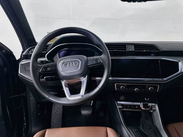 Used 2025 Audi Q3 2.0T Premium w/ Convenience Package AWD/4WD image 22